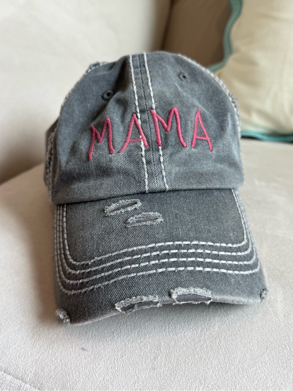 Mama embroidered baseball hat